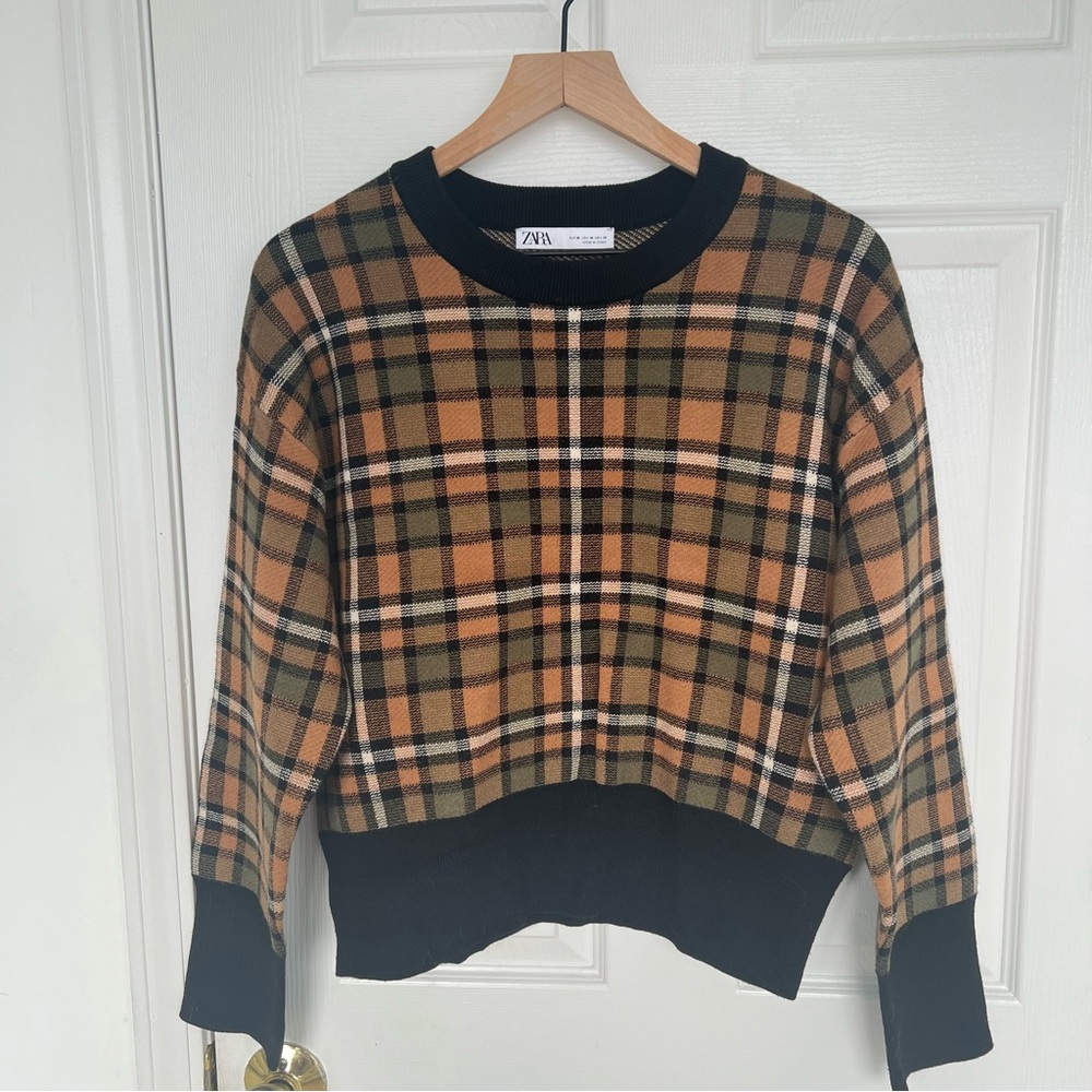 Zara - Checkered Knit in Tan and Black